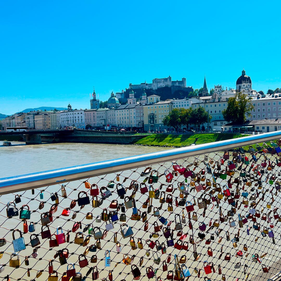 Indulge in Salzburg's Culinary Extravaganza!